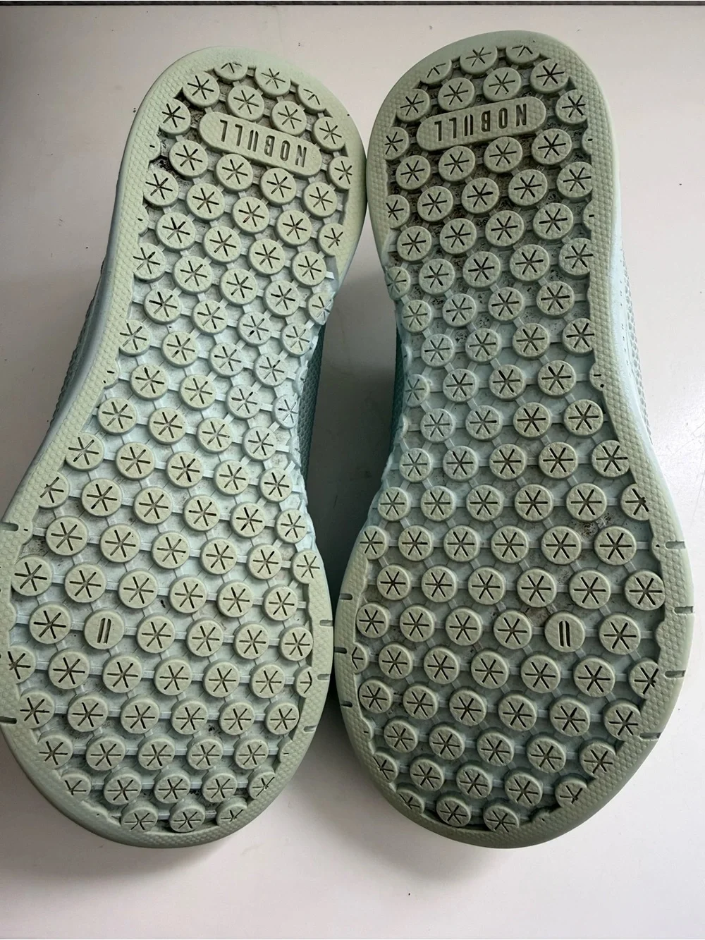 NOBULL outwork trainer Women size 5 Pale Mint Mesh Sneakers